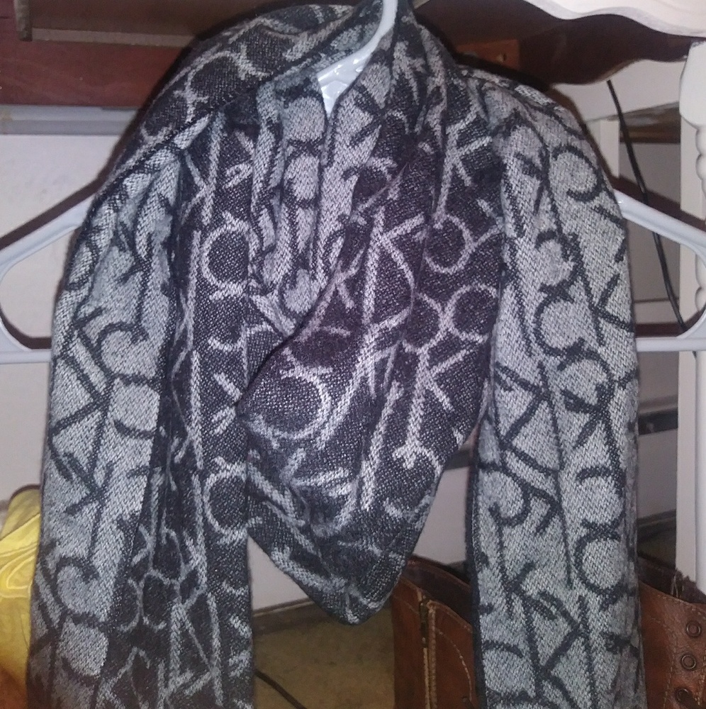 Calvin Klein scarf